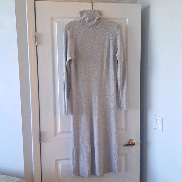 Kensie gray turtleneck dress in size medium - Picture 1 of 6